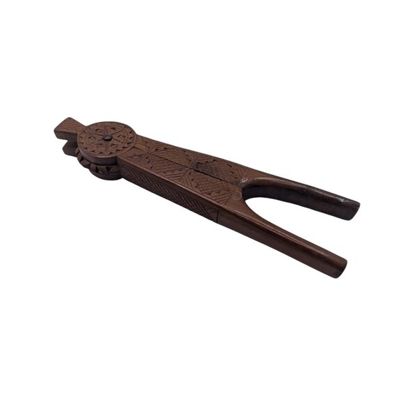 Yugoslavia Nutcracker Vintage ornate hand carved wooden geometric folk art - Picture 9 of 13